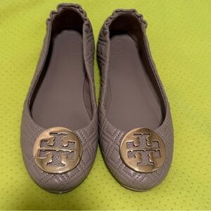 Tory Burch Quilted Flats with Gold Logo - Taupe
